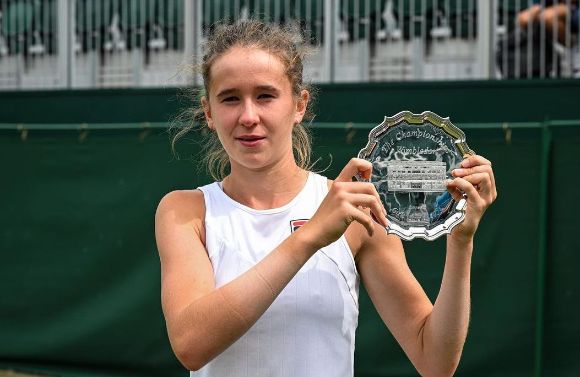 Nikola-Bartunkova-Wimbledon