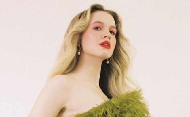 Roan Curtis Dating and Net Worth; Explore Her Age, Wiki, Parents and Height