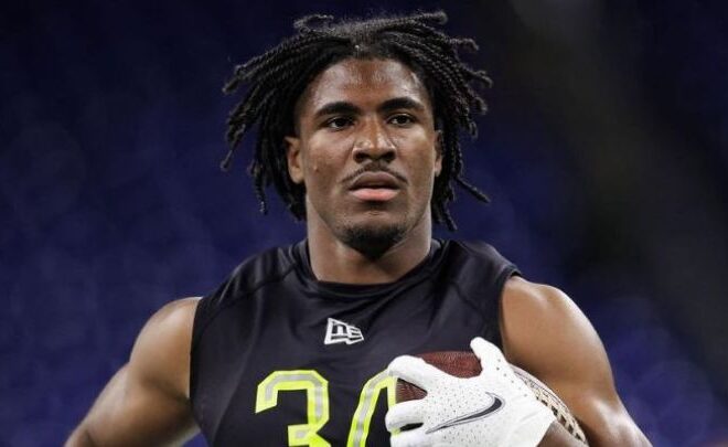 Rachaad White NFL Draft, Age, Salary, and Family Life; Is He Married?