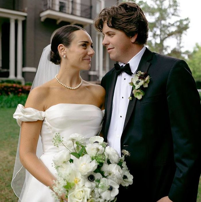 Trace-Crowe-Molly-Crowe-Wedding