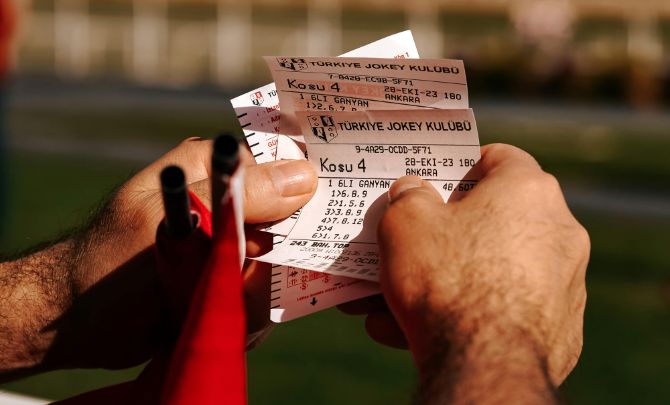 Strategic Thinking and Decision-Making in Betting
