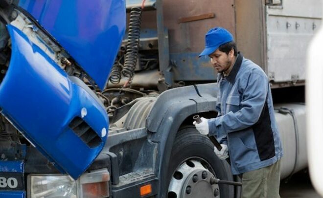 The Role of Truck Maintenance in Preventing Accidents
