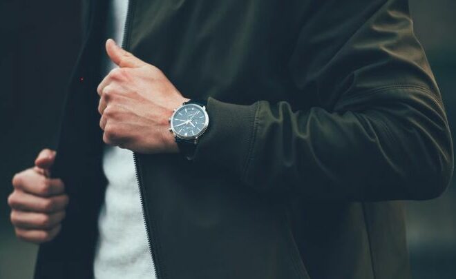 The Essential Factors to Consider When Buying a Watch for Everyday Use
