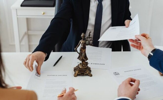 The Benefits of Mediation Over Litigation for Phoenix Couples