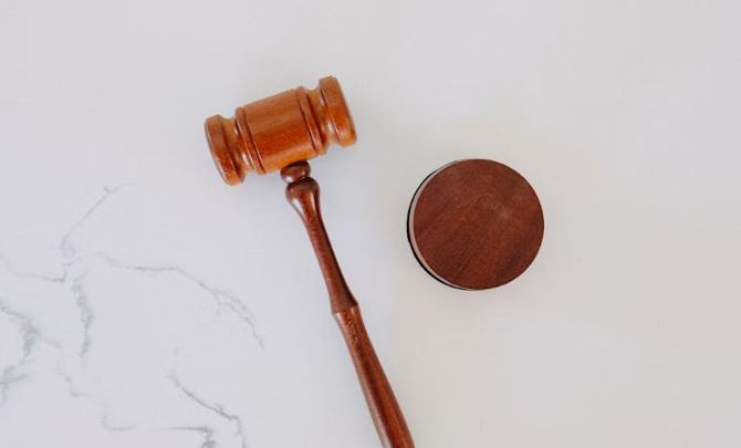 Lawyer