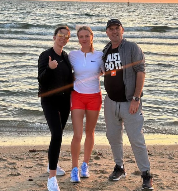 Linda Fruhvirtova Parents